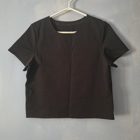 Lululemon Black Scuba Fabric Cropped Tee M - Picture 3 of 4